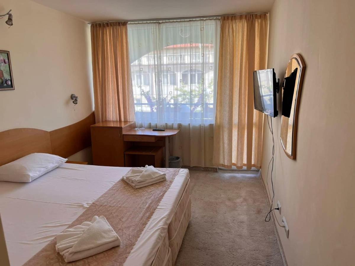 Хотел Диамант Hotel Diamond Balchik Exterior photo