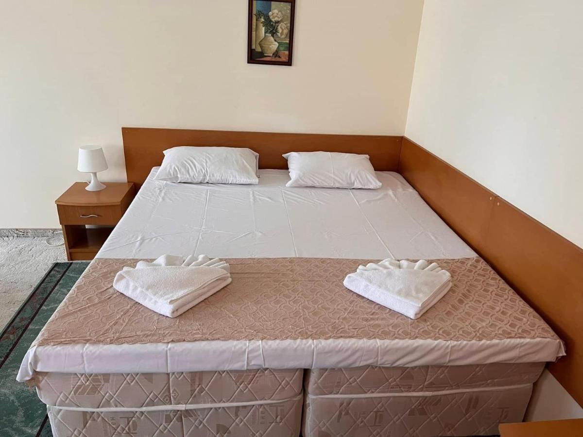 Хотел Диамант Hotel Diamond Balchik Exterior photo