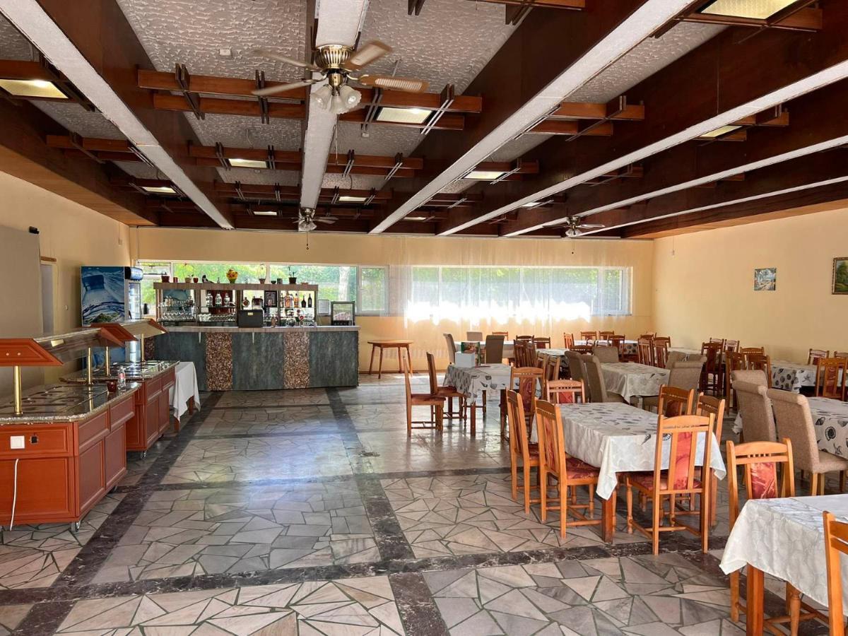 Хотел Диамант Hotel Diamond Balchik Exterior photo